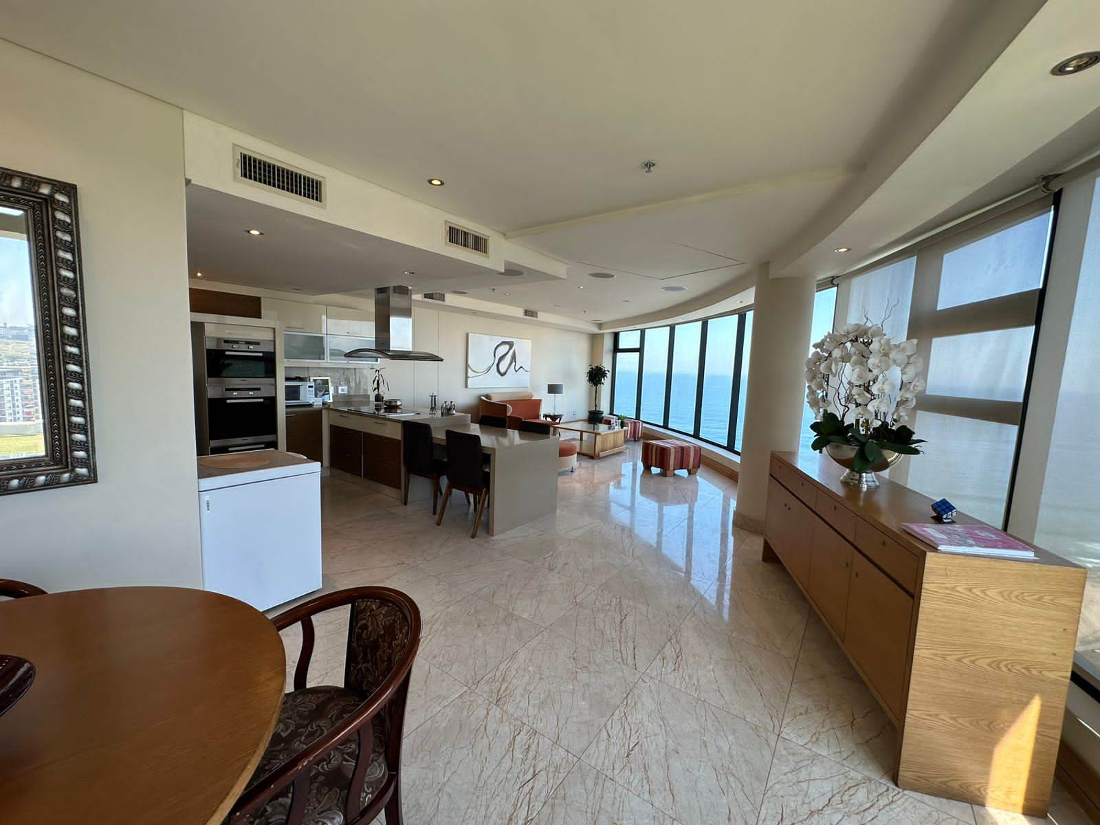 3 Bed Penthouse in Umhlanga Rocks photo number 6