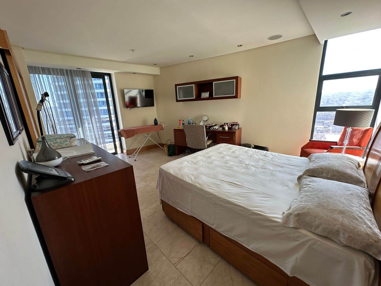 3 Bed Penthouse in Umhlanga Rocks photo number 23