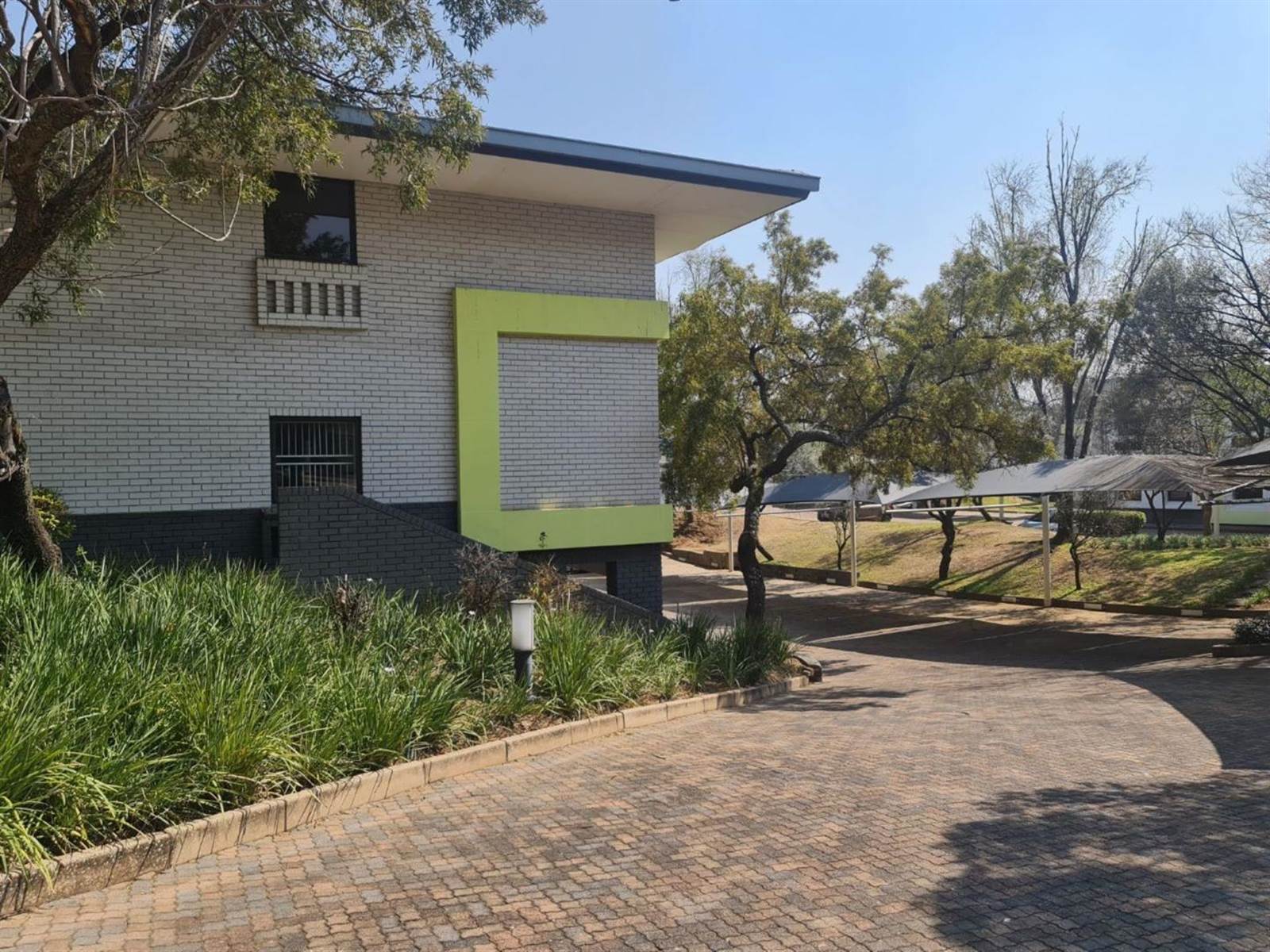 204.6  m² Commercial space in Rivonia photo number 12
