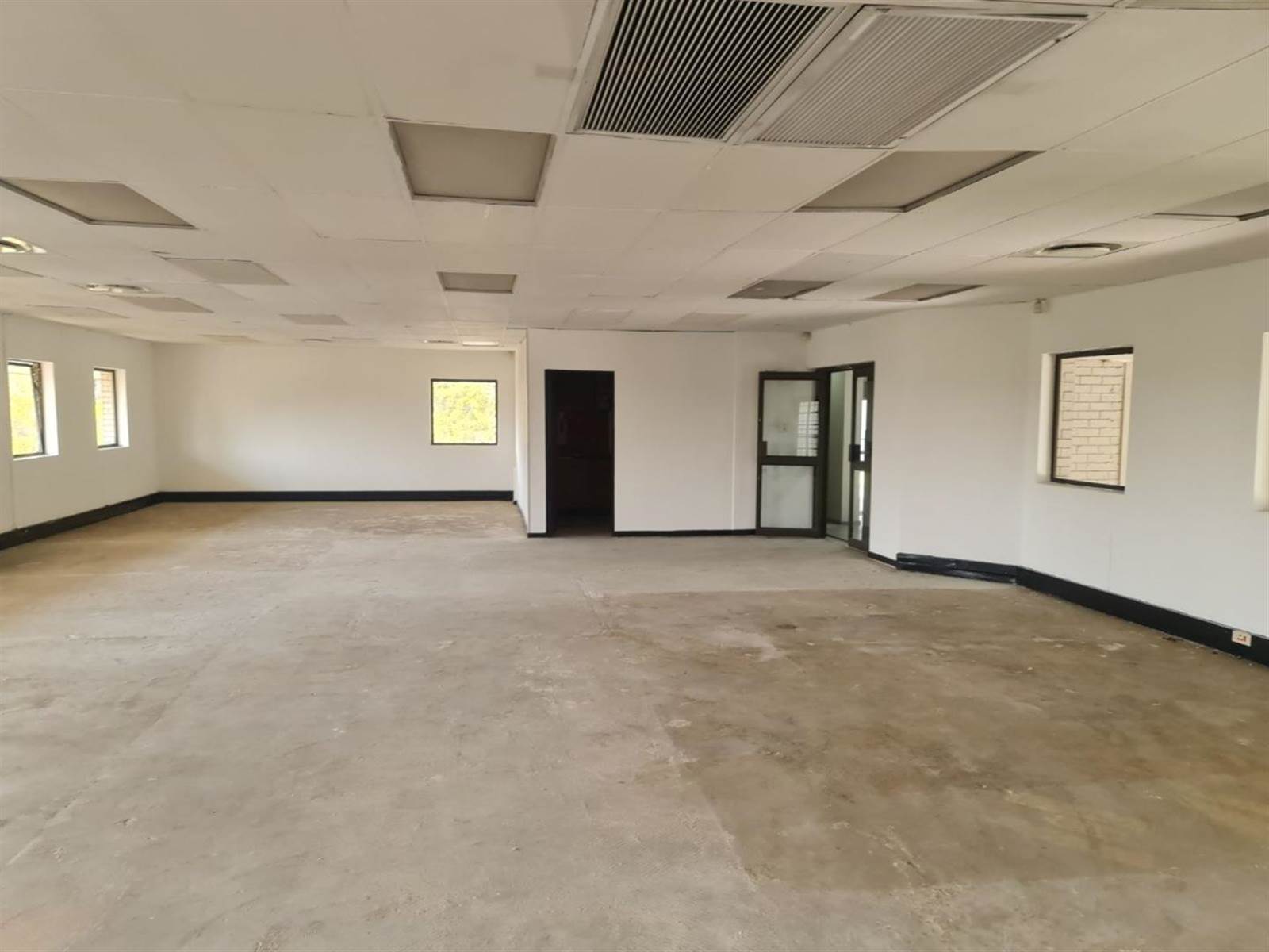 204.6  m² Commercial space in Rivonia photo number 5