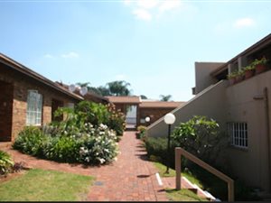 1 Bed Townhouse in Bedford Park