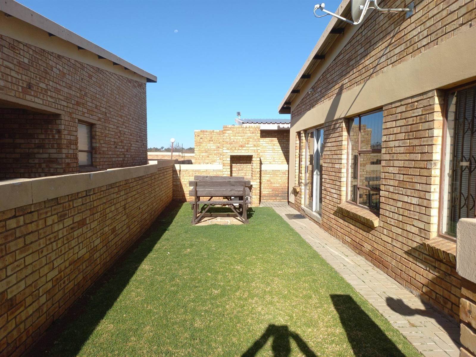 3 Bed Townhouse in Bonanne photo number 2