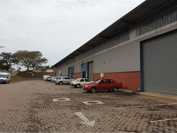 542  m² Commercial space