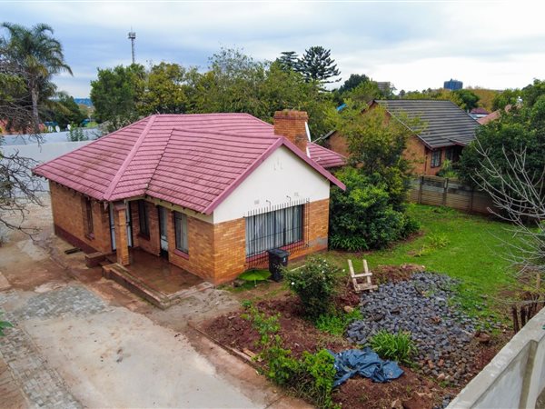 3 Bedroom House 3 Bedroom House