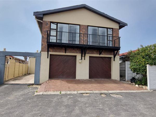 3 Bedroom House 3 Bedroom House