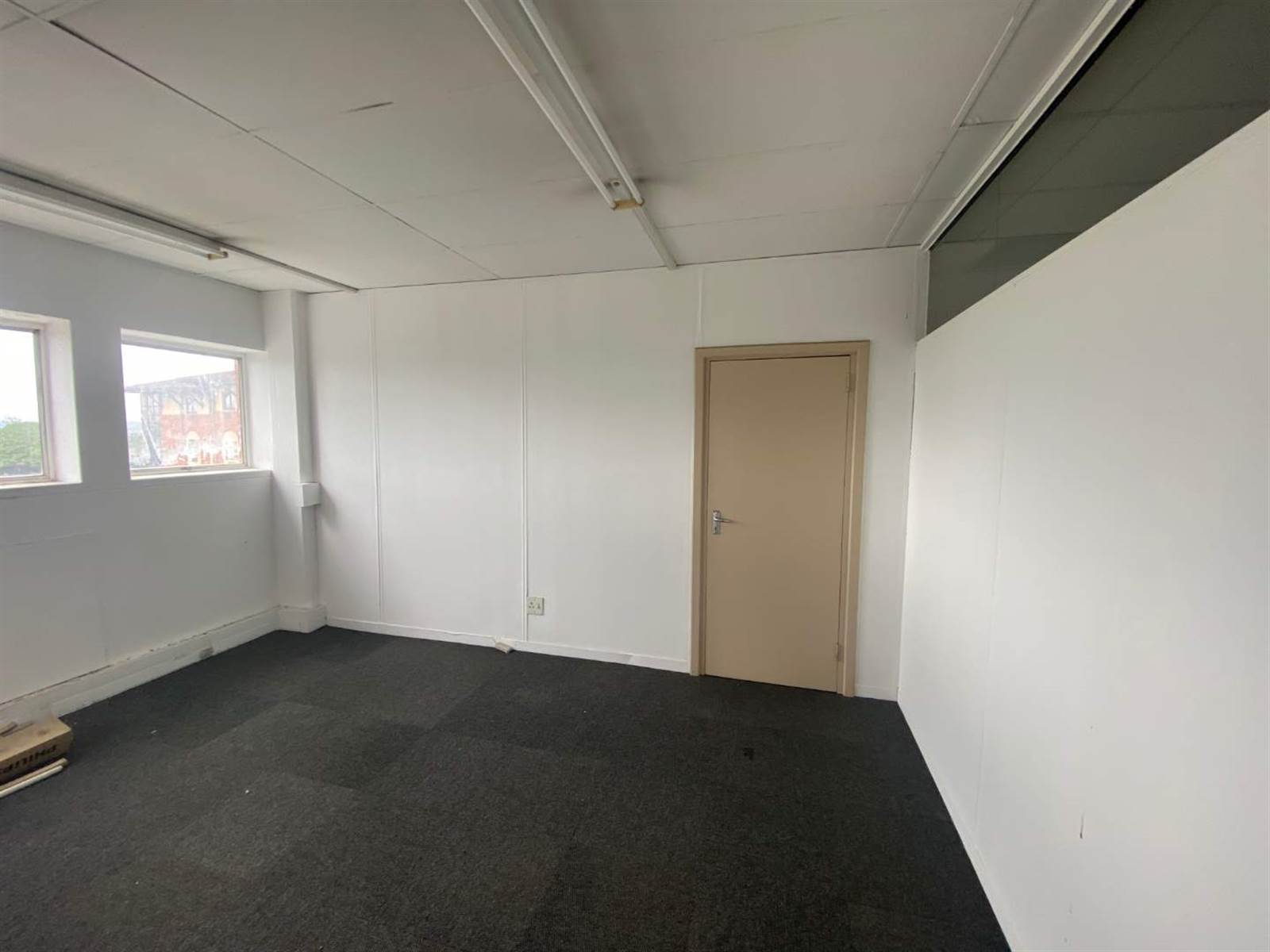750  m² Office Space in Pinetown Central photo number 7