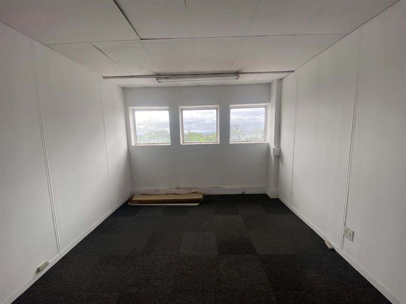 750  m² Office Space in Pinetown Central photo number 6