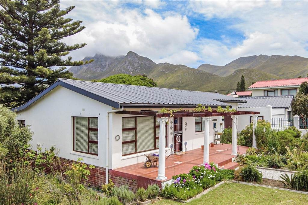 4 Bed House for sale in Kleinmond T2183444 Private Property