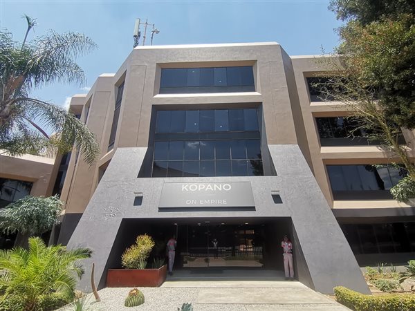 224  m² Commercial space in Parktown