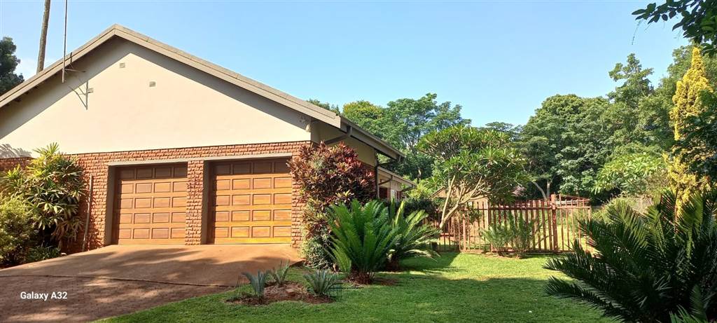 4 Bed House in Louis Trichardt photo number 29