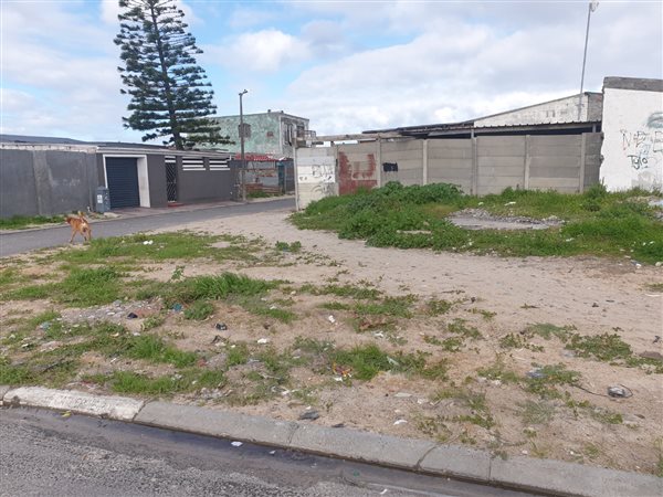 245 m² Land available in Lavender Hill
