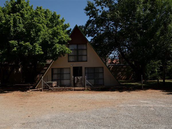 24 Bed House in Mooivallei Park