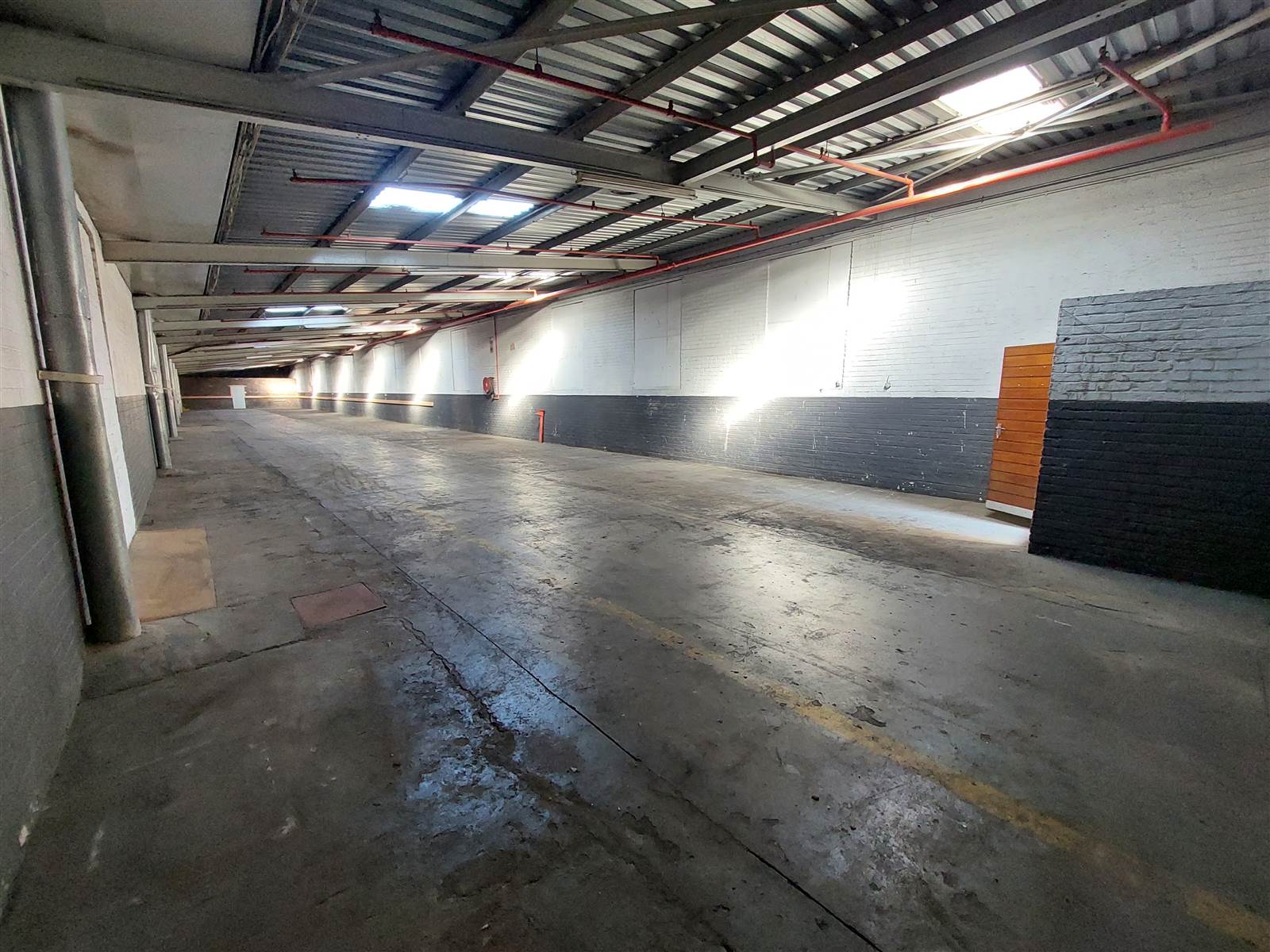 657  m² Industrial space in Benoni South photo number 2