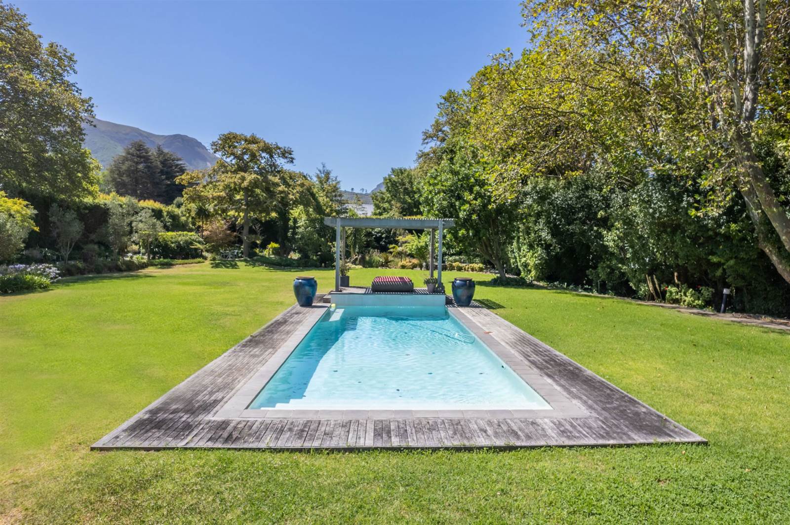 5 Bed House in Constantia Upper  photo number 10