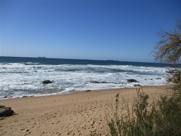 3776 m² Land available in Umdloti Beach