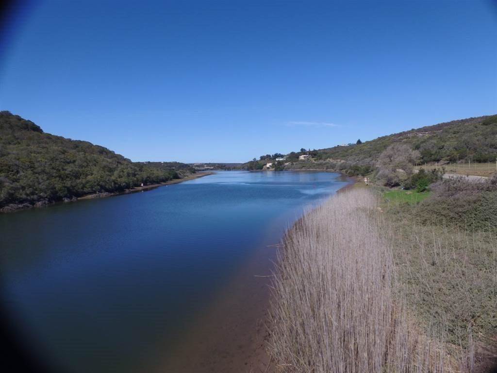 2.7 ha Land available in Stilbaai photo number 9