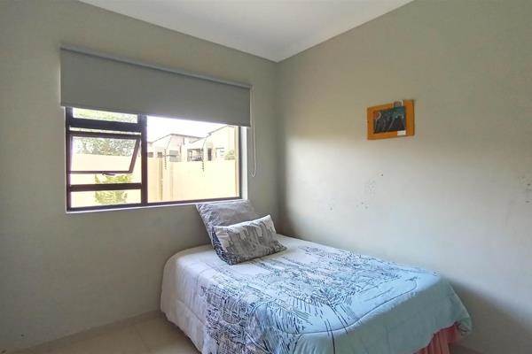 3 Bed House in Hartbeespoort Dam photo number 16