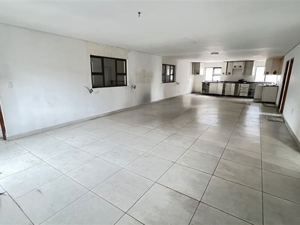 3 Bed Apartment