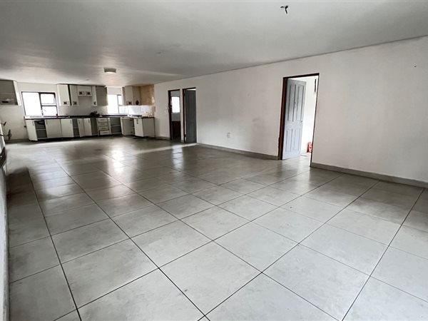 3 Bed Apartment