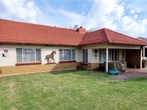 3 Bed House in Vanderbijlpark CE2