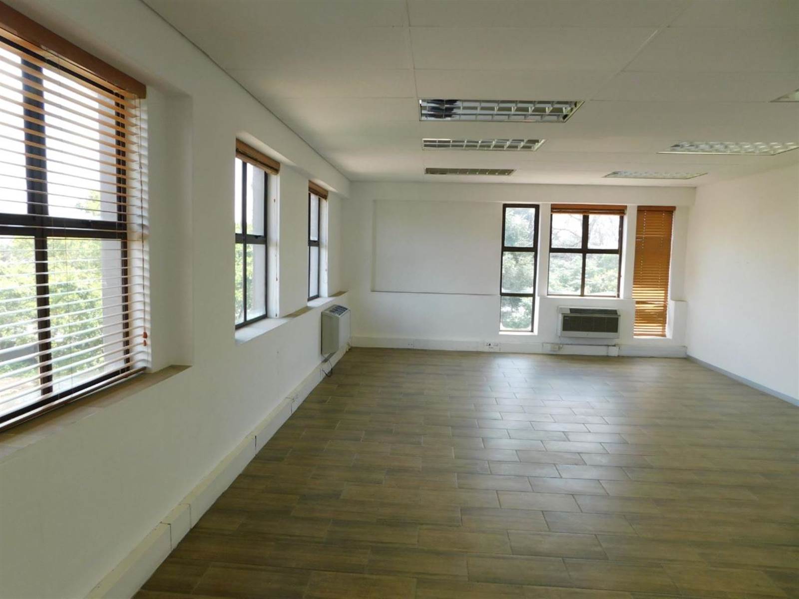 182  m² Commercial space in Bryanston photo number 6