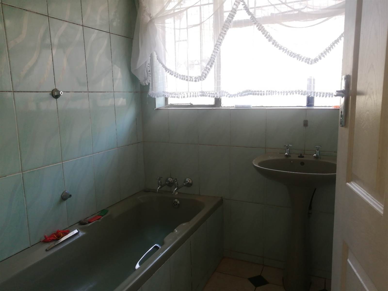 3 Bed House in Sebokeng Zone 10 photo number 17
