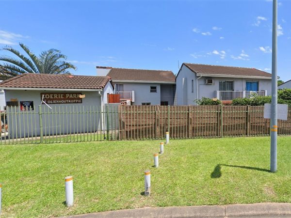 2 Bedroom House 2 Bedroom House