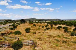 572 m² Land available in Fraaiuitsig photo number 13