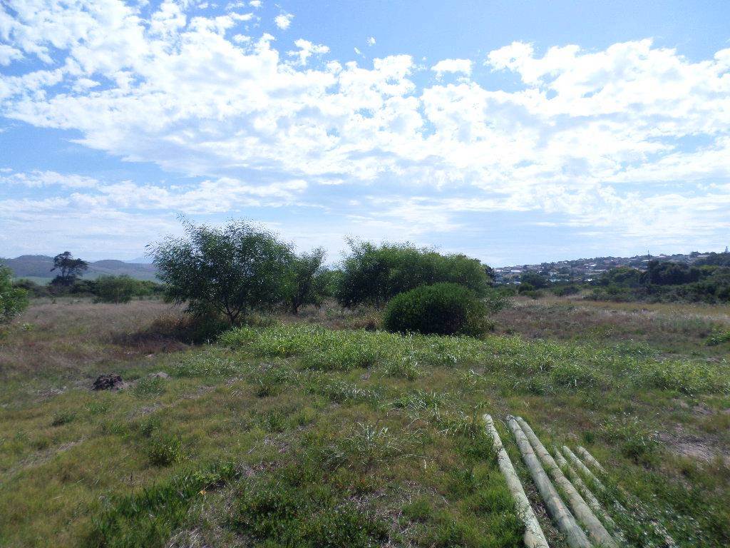 572 m² Land available in Fraaiuitsig photo number 5