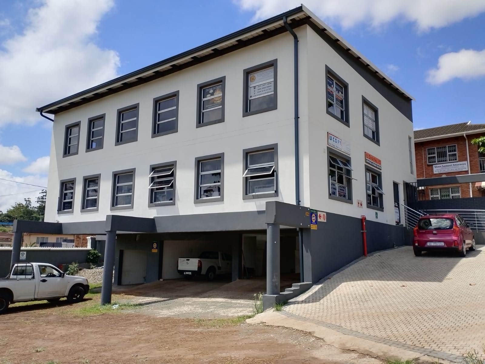 43  m² Commercial space in Westcliff photo number 1