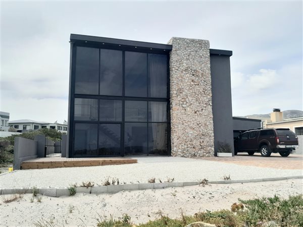 3 Bed House in Kleinbaai