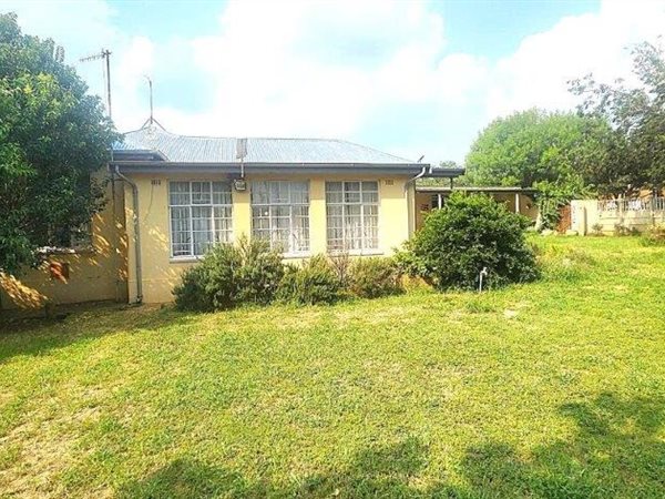 4 Bedroom House 4 Bedroom House