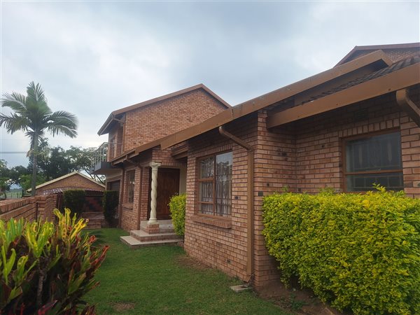 4 Bed House in West Acres