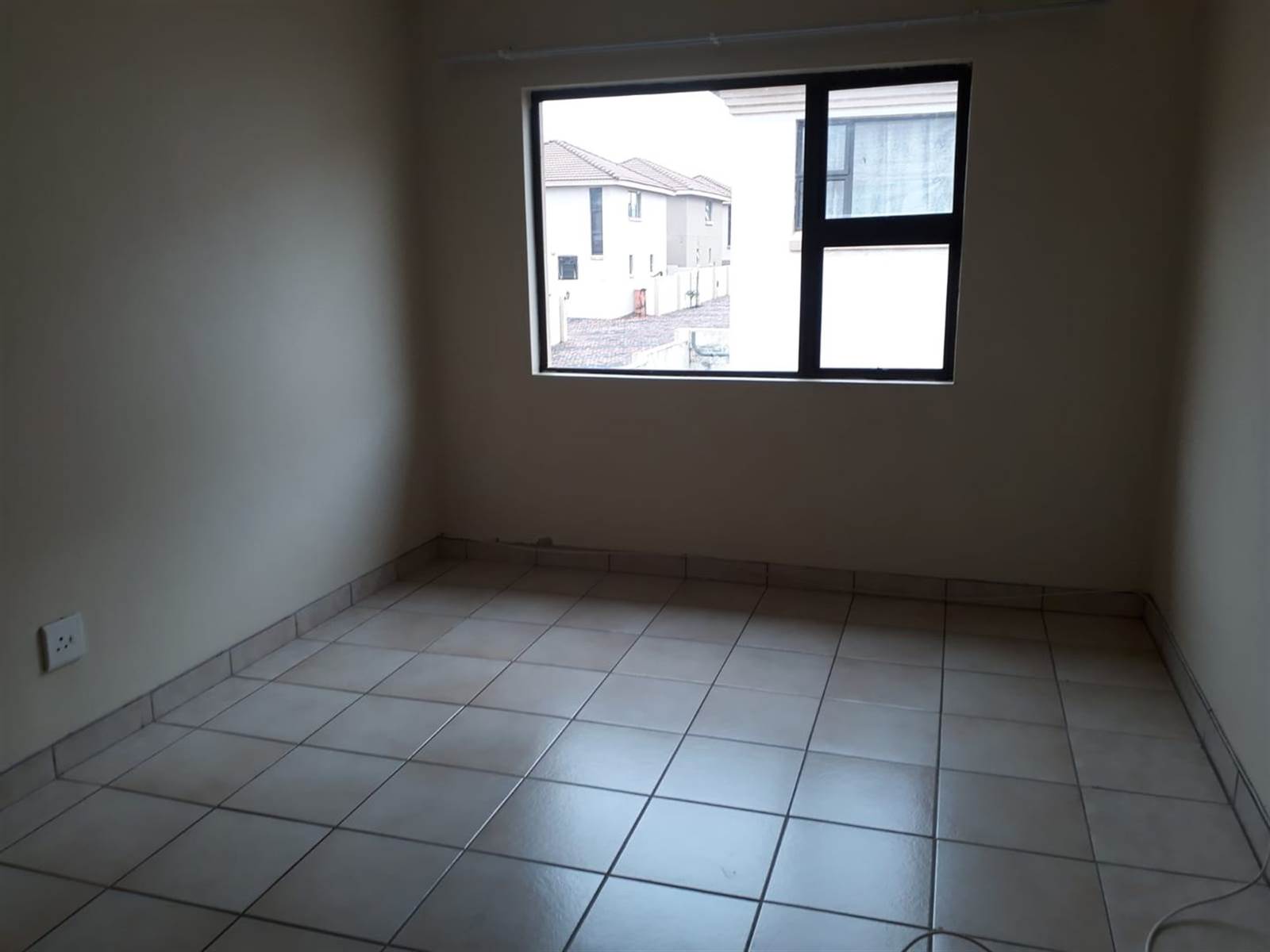2 Bed Townhouse in Secunda photo number 14
