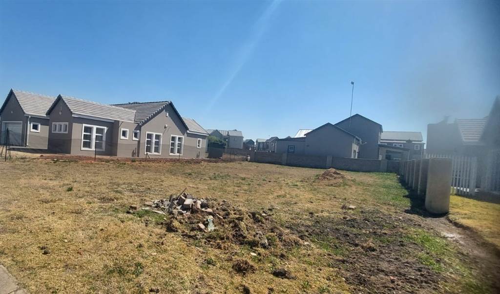 485 m² Land available in Riverspray Lifestyle Estate photo number 2