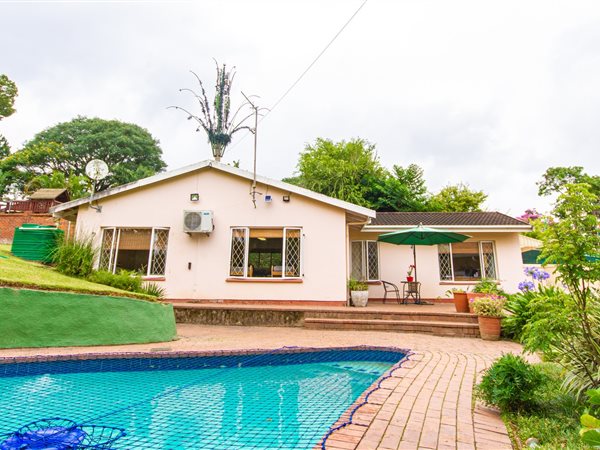 4 Bedroom House 4 Bedroom House