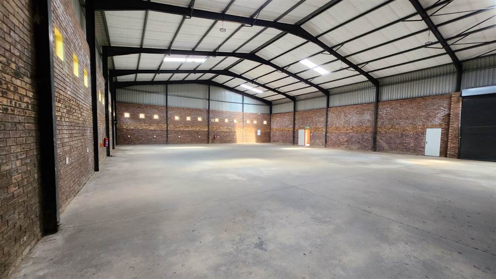 580  m² Industrial space in Booysens photo number 26