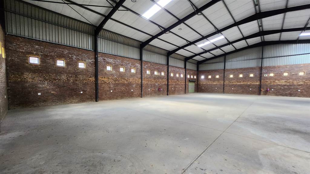 580  m² Industrial space in Booysens photo number 20
