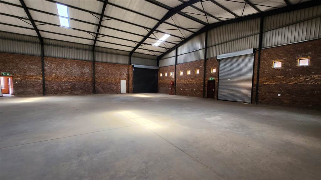 580  m² Industrial space in Booysens photo number 29