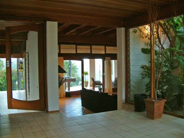 5 Bed House in Waterkloof Ridge photo number 3