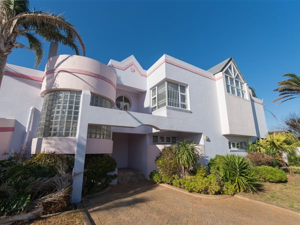 6 Bedroom House 6 Bedroom House