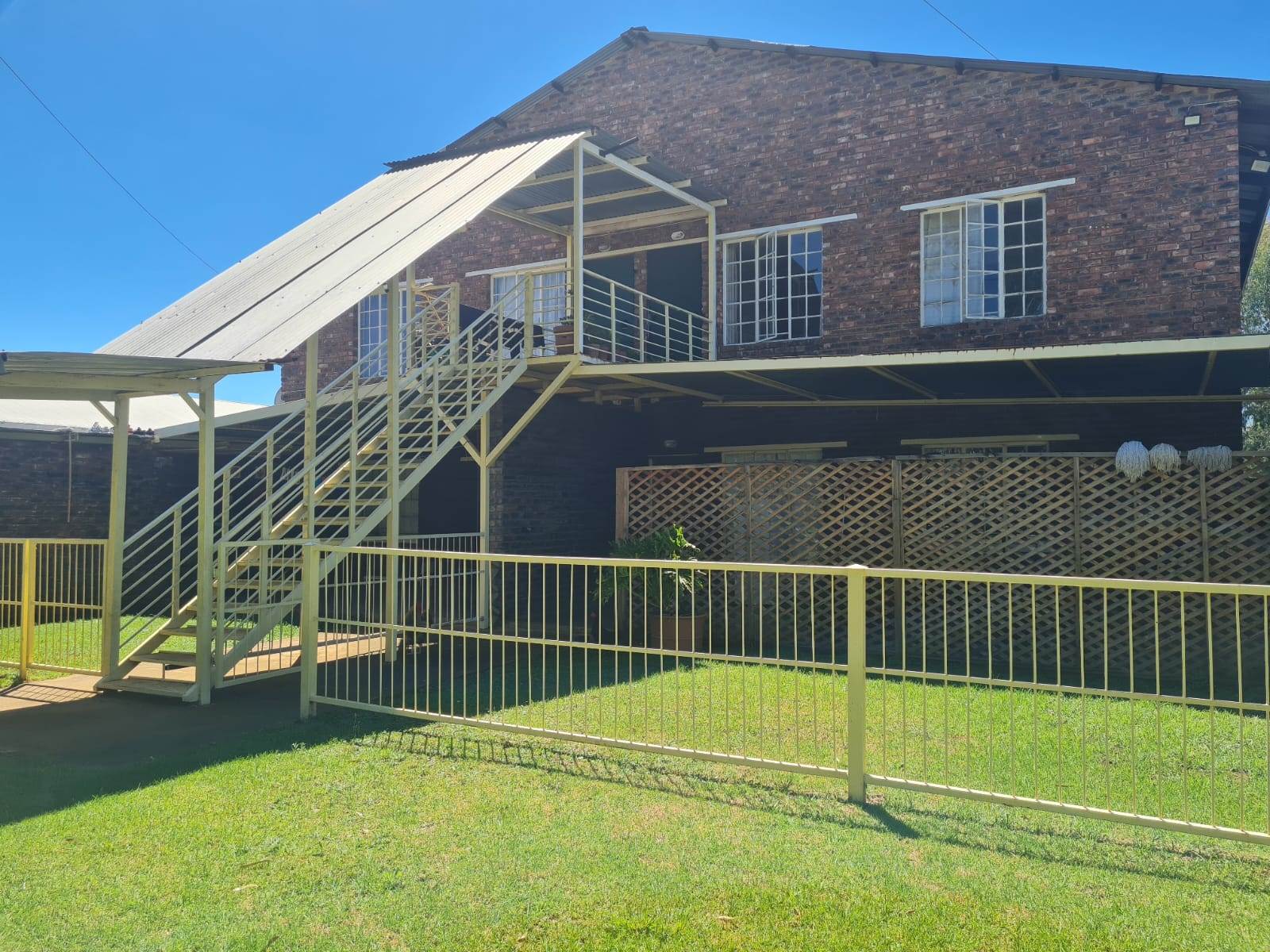 34 Bed House in Lydenburg photo number 2
