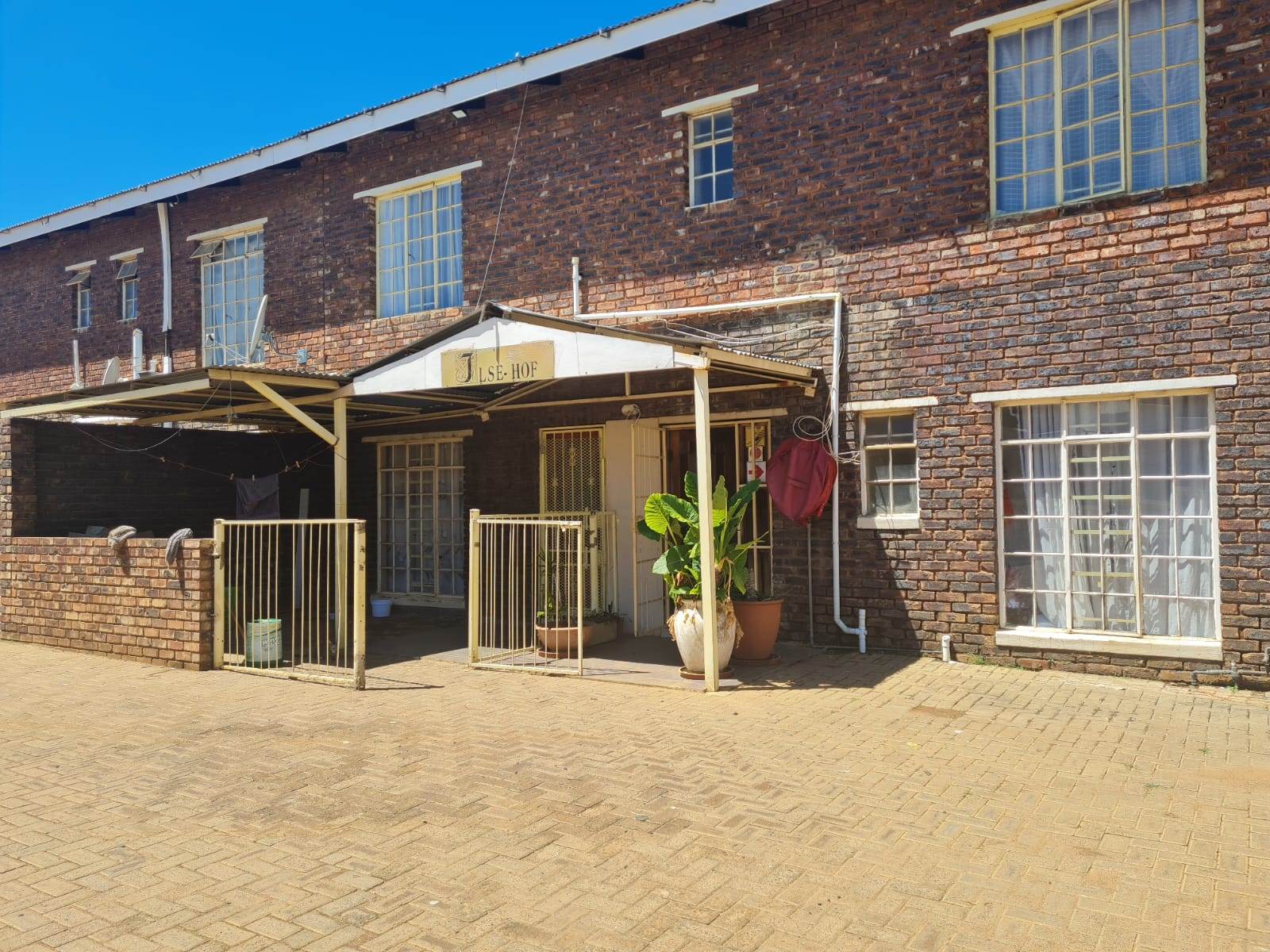 34 Bed House in Lydenburg photo number 1
