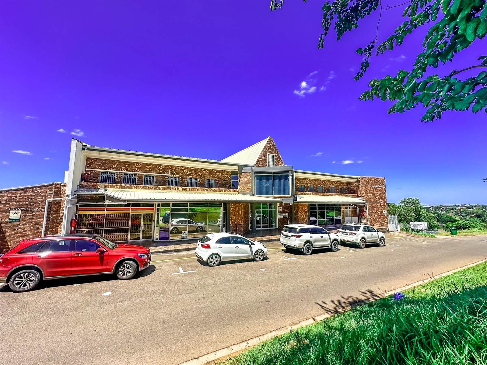 200  m² Commercial space in Empangeni Central photo number 1
