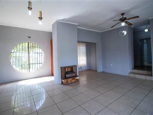 4 Bed House in Welgedacht