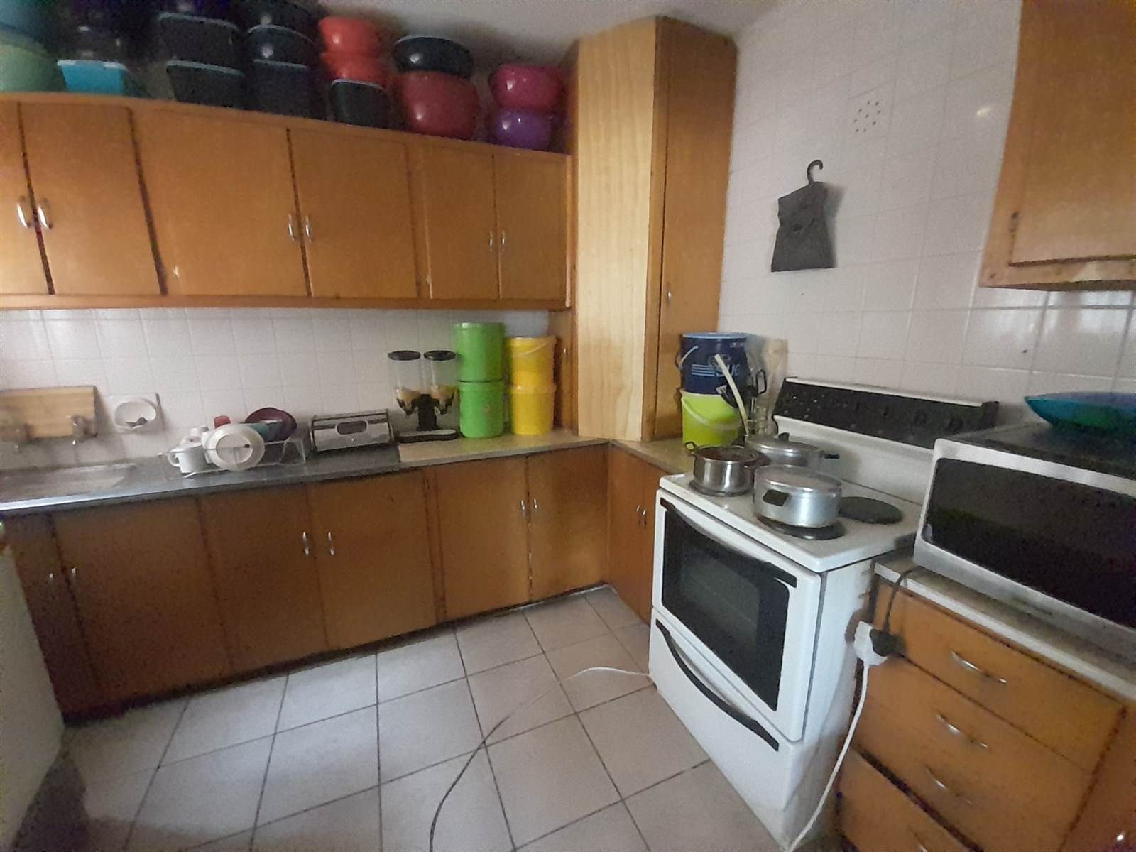 2 Bed Apartment in Krugersdorp Central photo number 4