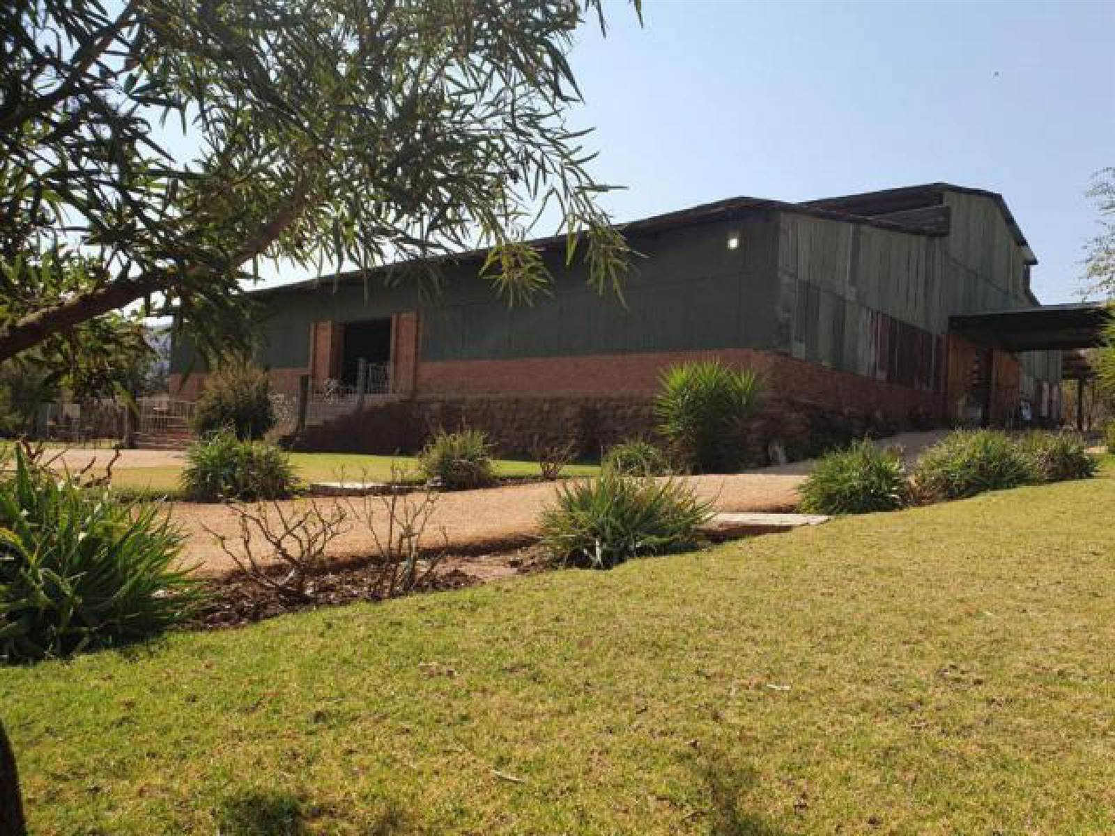 4 Bed House in Rustenburg Central photo number 1
