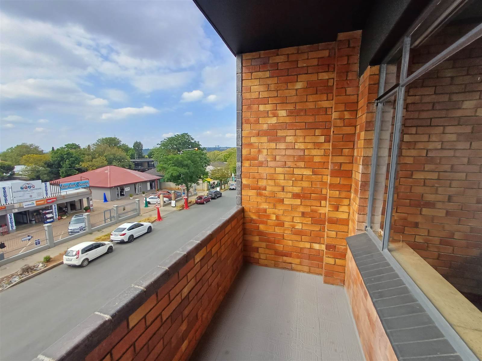 79  m² Commercial space in Greenside photo number 26