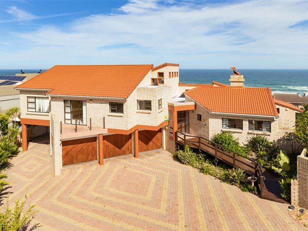 4 Bed House in Outeniqua Strand