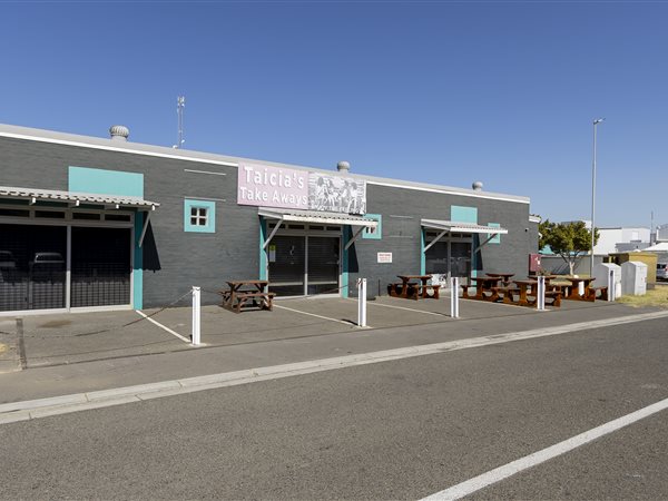 589 m² Industrial space 589 m² Industrial space